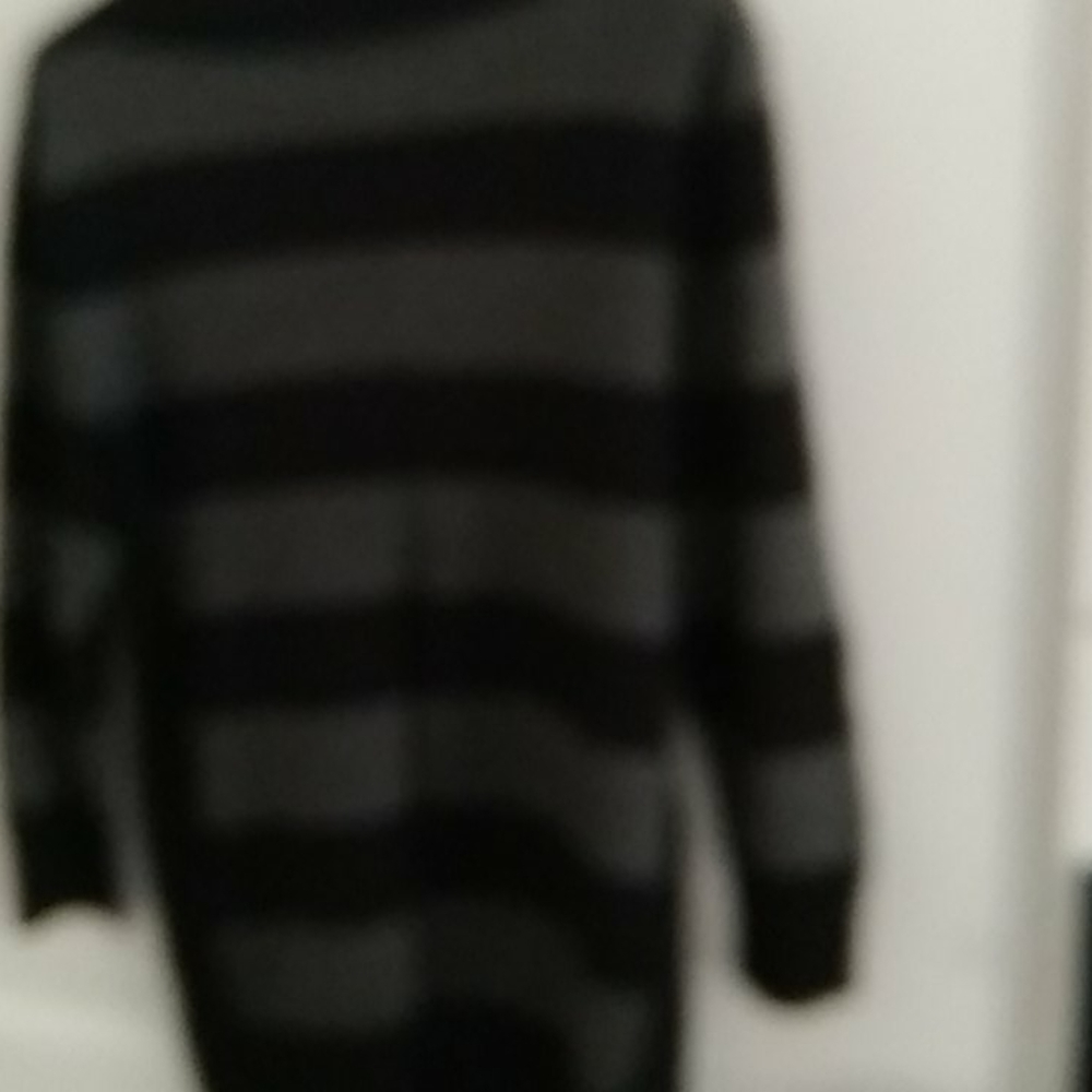 Sweater - Picture 3 of 3